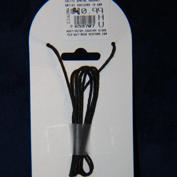 Eire- The Celtic Co.- Celtic Spiral Neclace - Picture 3 of 3